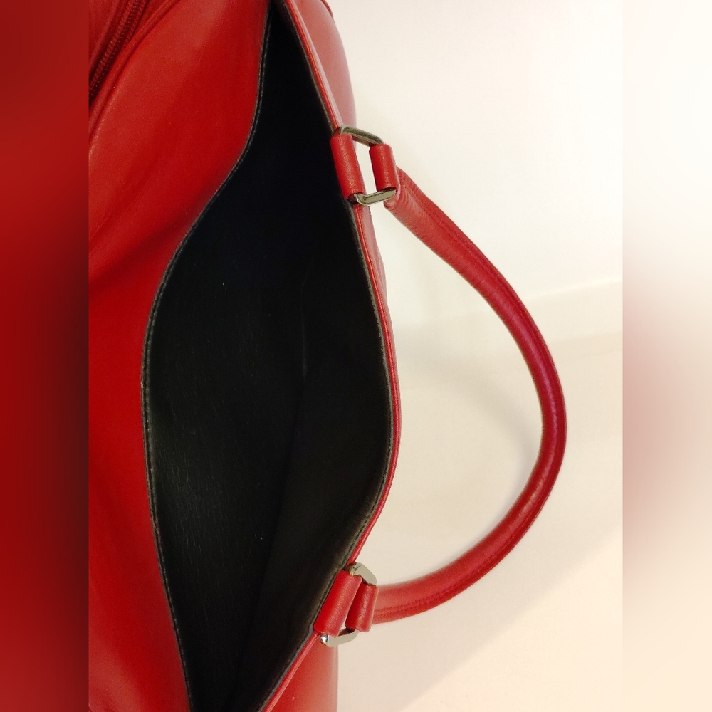 Perlina Vibrant Red Handbag - Picture 7 of 11